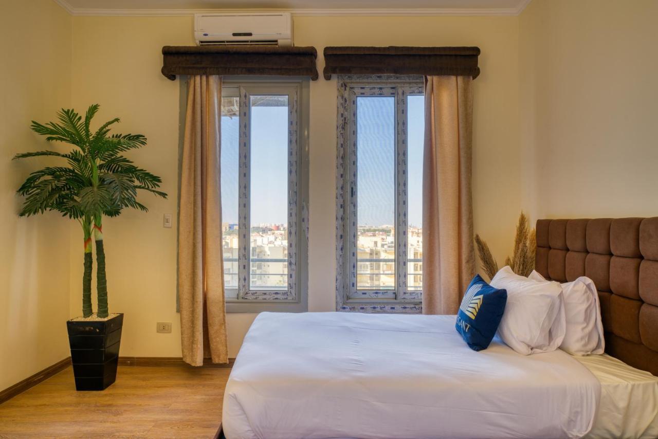 The Suites Near Auc By Elegant Kairo Exterior foto