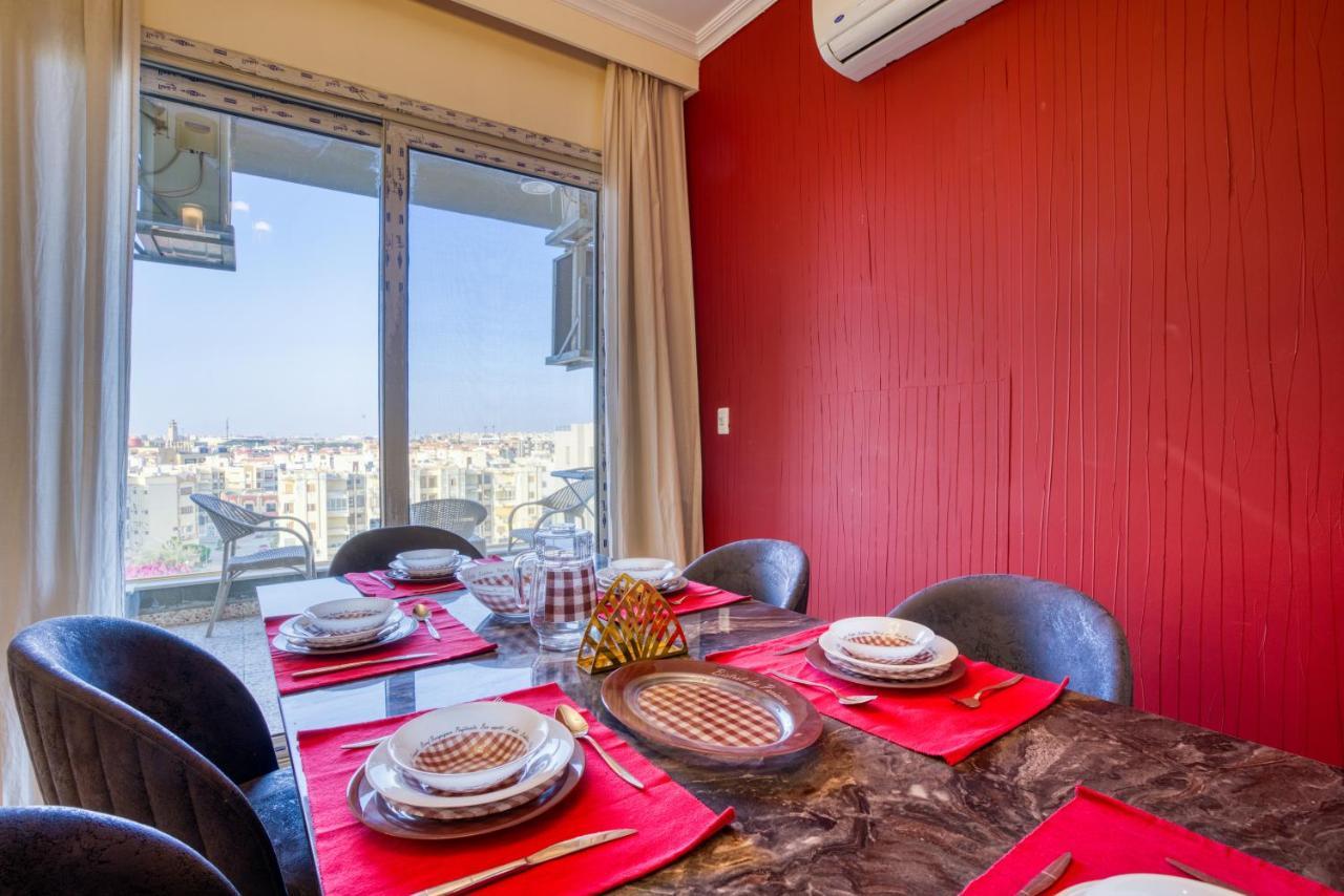 The Suites Near Auc By Elegant Kairo Exterior foto